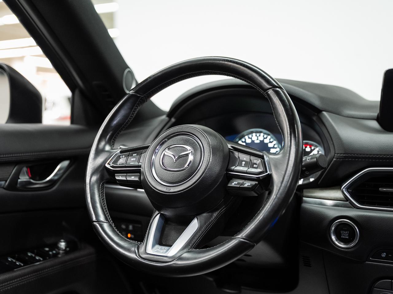 2021 Mazda CX-5 SIGNATURE AWD | Nav | Leather | 360Cam | CarPlay