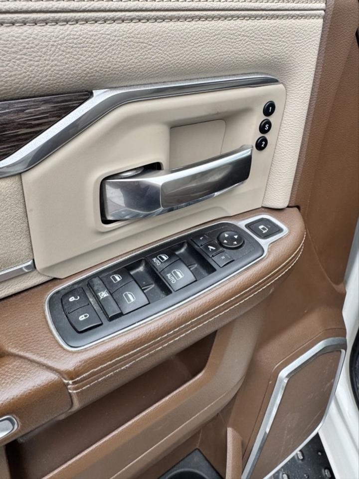 2019 RAM 2500 Laramie Crew Cab SWB 4WD Photo