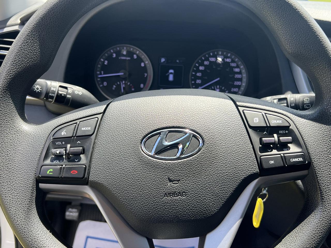 2018 Hyundai Tucson SE Photo
