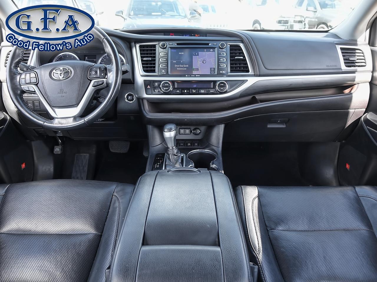 2019 Toyota Highlander LIMITED MODEL, AWD, 7 PASSENGER, PANORAMIC ROOF, L Photo