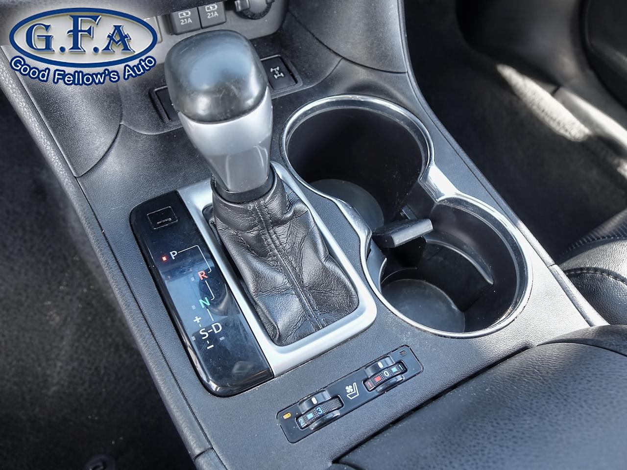 2019 Toyota Highlander LIMITED MODEL, AWD, 7 PASSENGER, PANORAMIC ROOF, L Photo