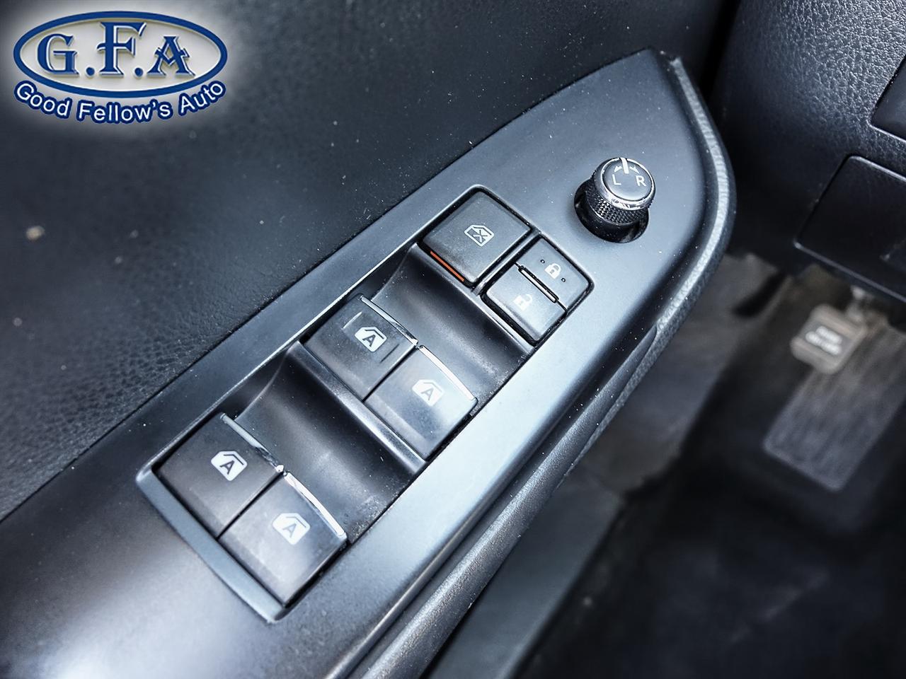 2019 Toyota Highlander LIMITED MODEL, AWD, 7 PASSENGER, PANORAMIC ROOF, L Photo