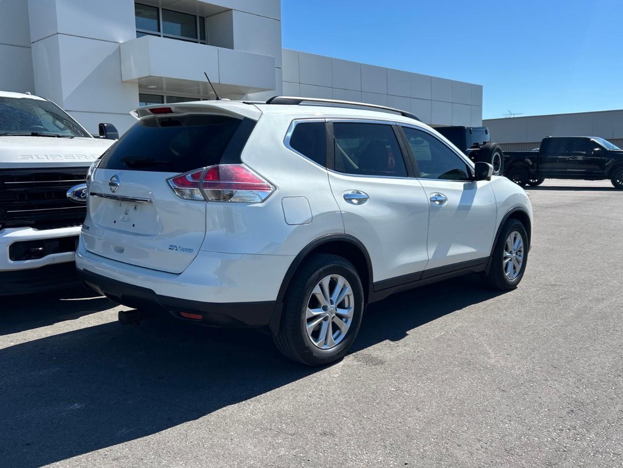 2016 Nissan Rogue  Photo4