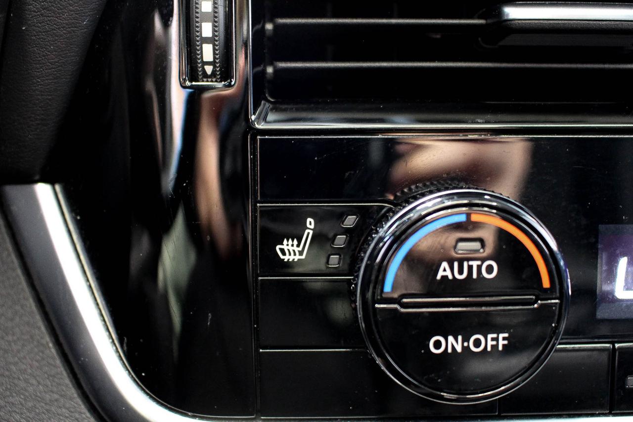 2022 Nissan Rogue SV AWD - LOW KMS - HEATED FRONT SEATS/STEERING WHEEL Photo
