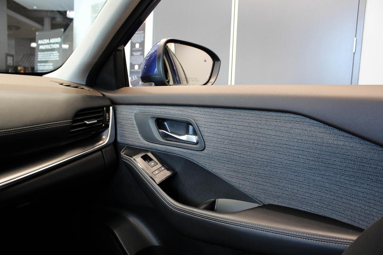 2022 Nissan Rogue SV AWD - LOW KMS - HEATED FRONT SEATS/STEERING WHEEL Photo