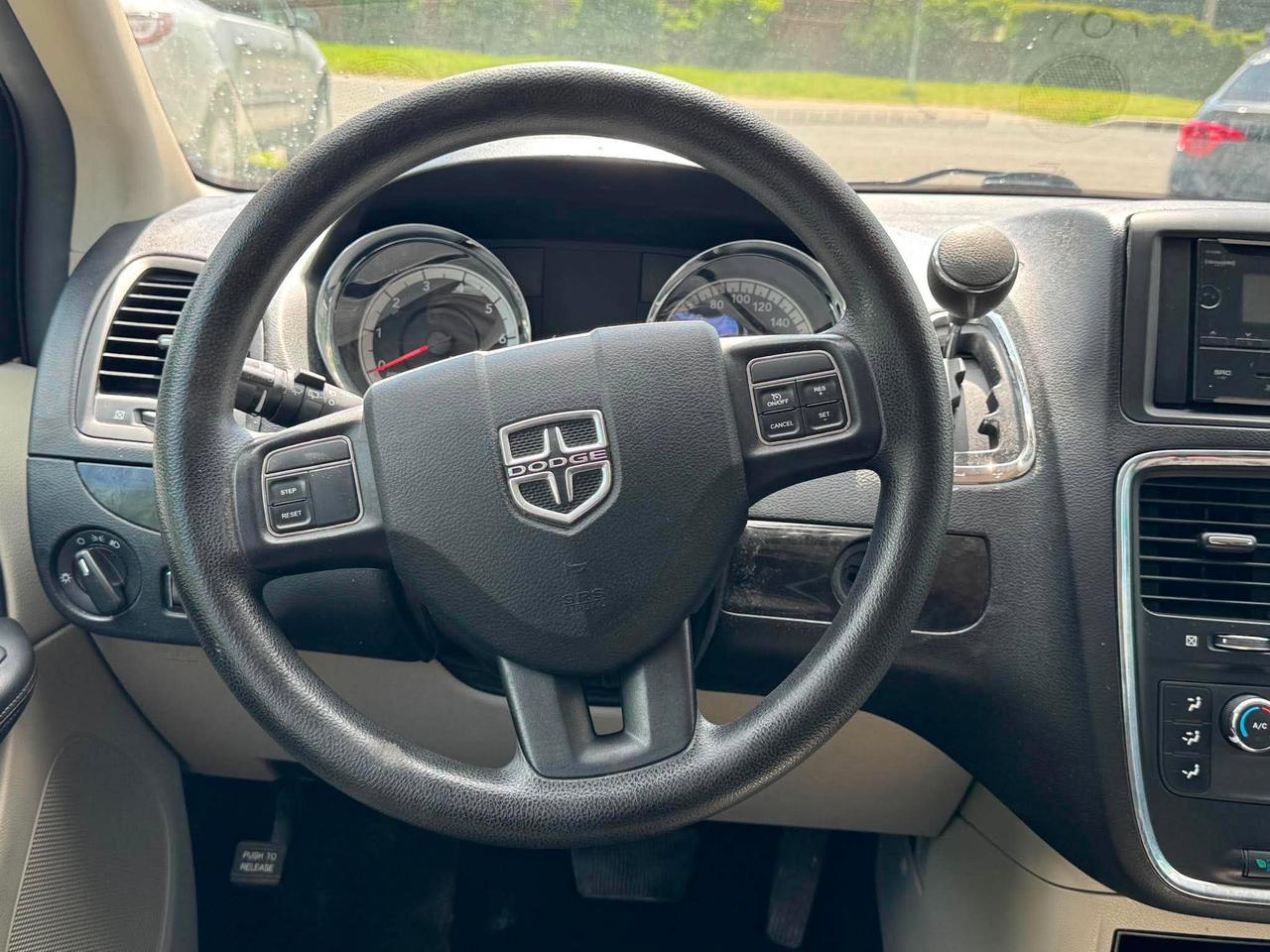 2013 Dodge Grand Caravan 4dr Wgn SXT Photo