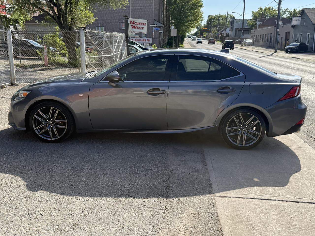 2015 Lexus IS 250 F-SPORT Photo