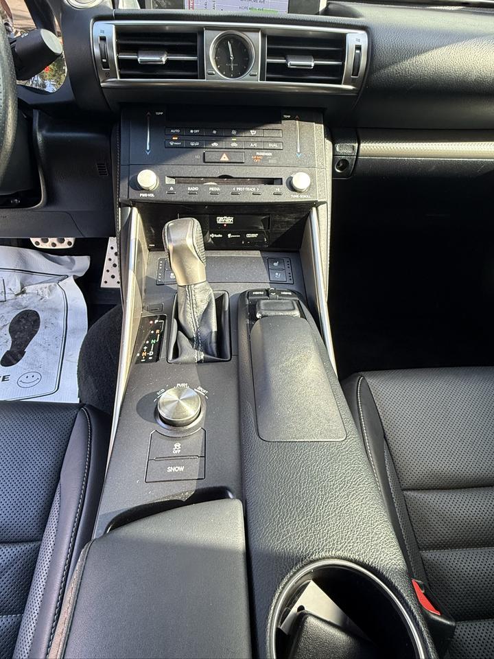 2015 Lexus IS 250 F-SPORT Photo