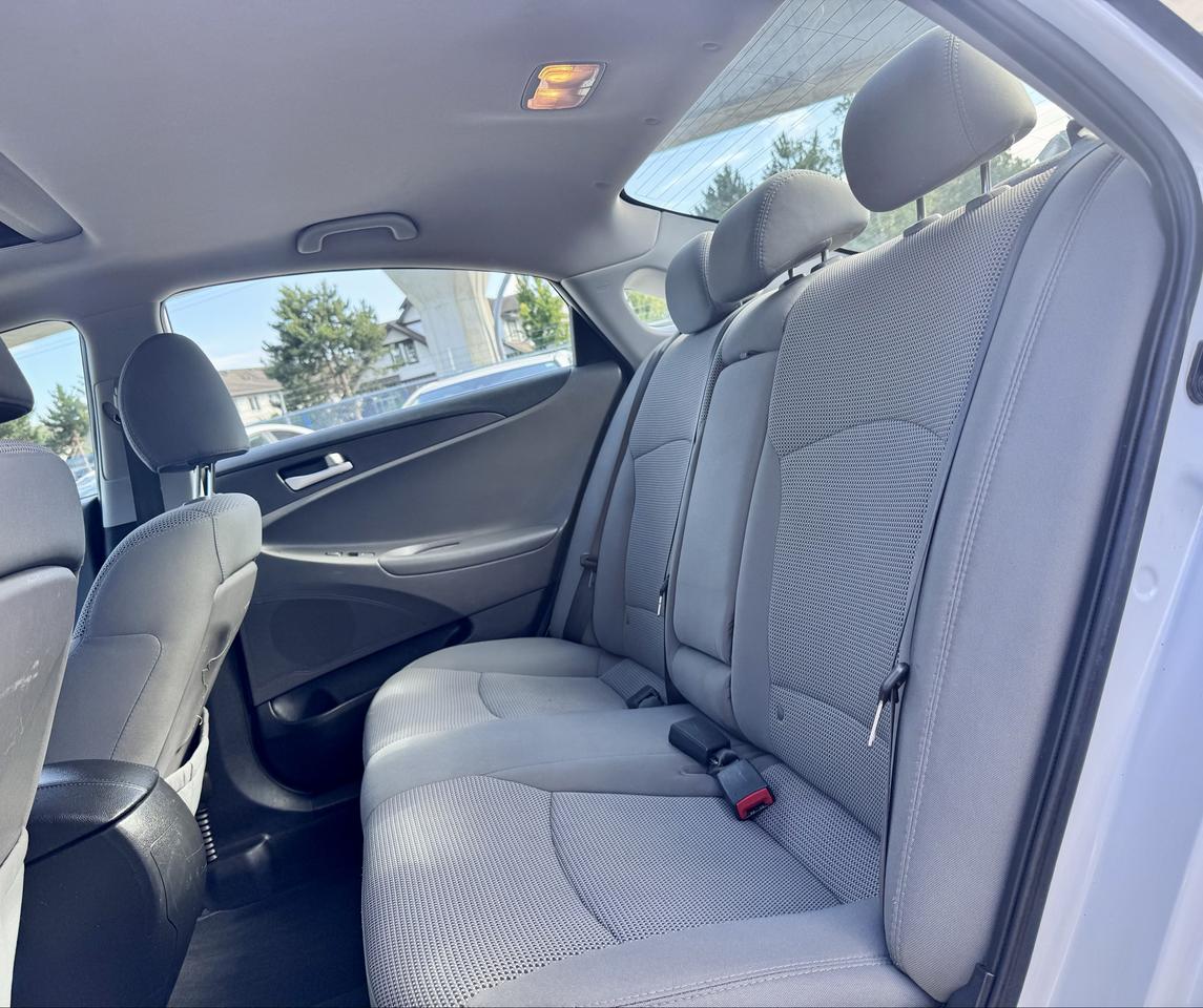 2013 Hyundai Sonata GLS FINANCING AVAILABLE Photo15