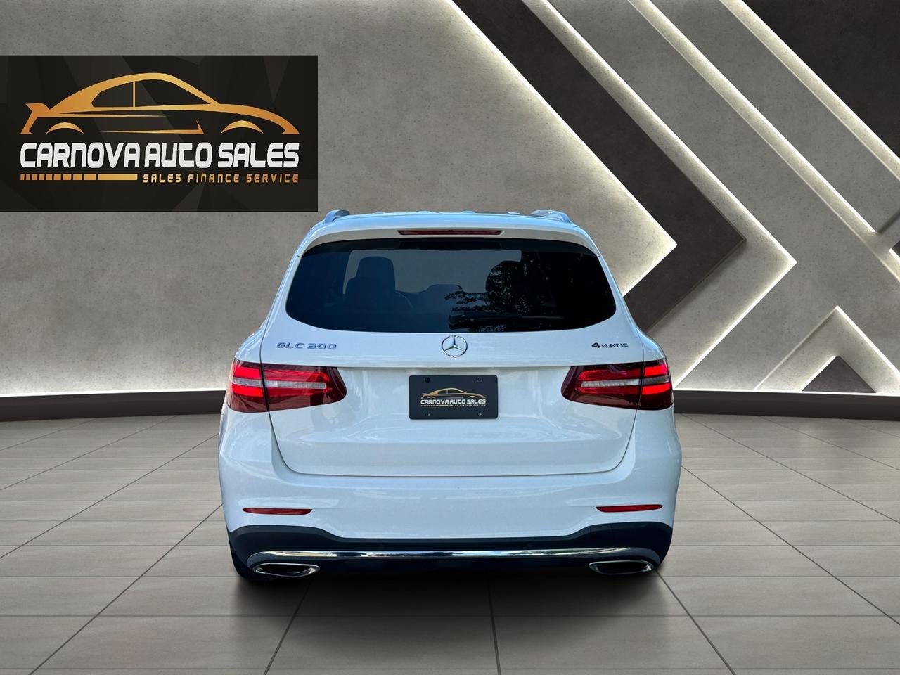 2018 Mercedes-Benz GLC-Class GLC 300 4MATIC+CLEAN CARFAX+Pano Roof+Camera Photo