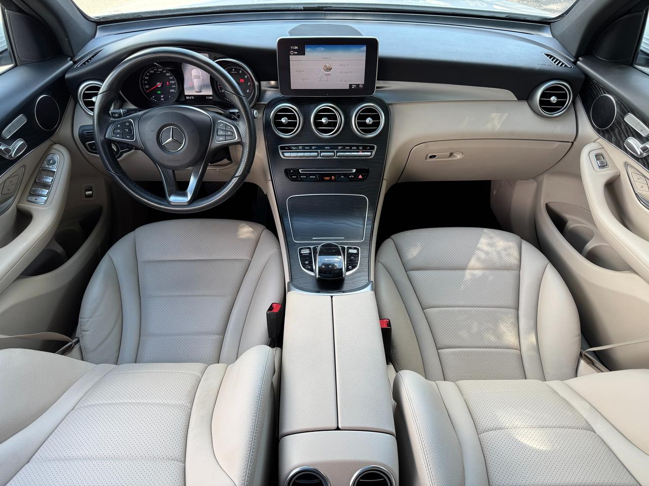 2018 Mercedes-Benz GLC-Class GLC 300 4MATIC+CLEAN CARFAX+Pano Roof+Camera Photo1