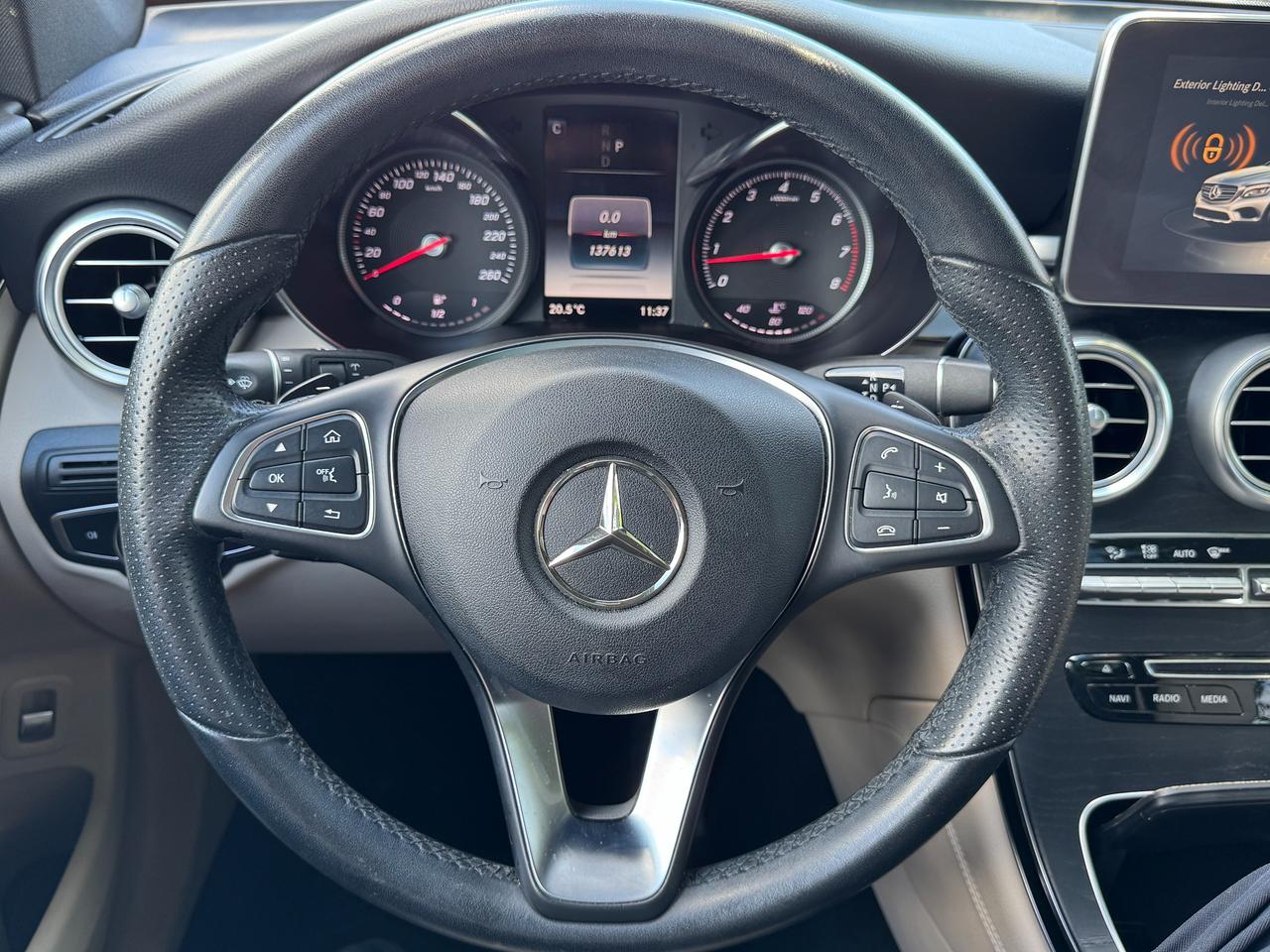 2018 Mercedes-Benz GLC-Class GLC 300 4MATIC+CLEAN CARFAX+Pano Roof+Camera Photo