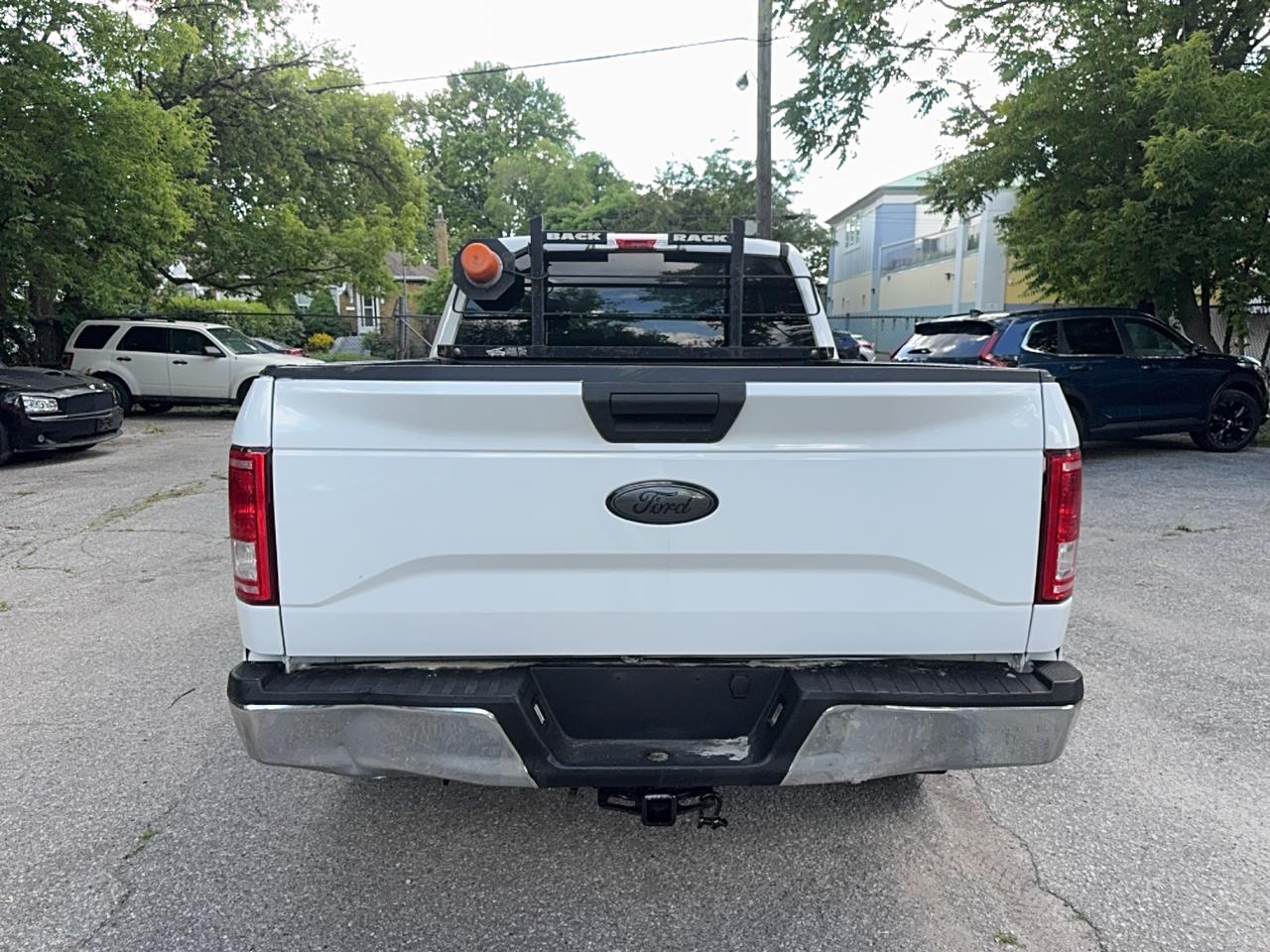 2016 Ford F-150 XLT Photo3