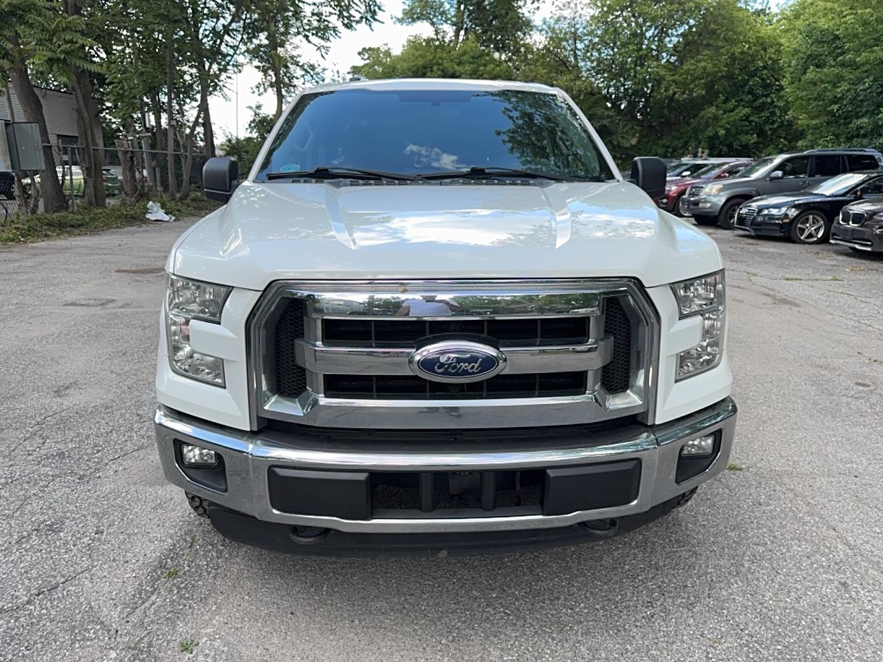 2016 Ford F-150 XLT Photo
