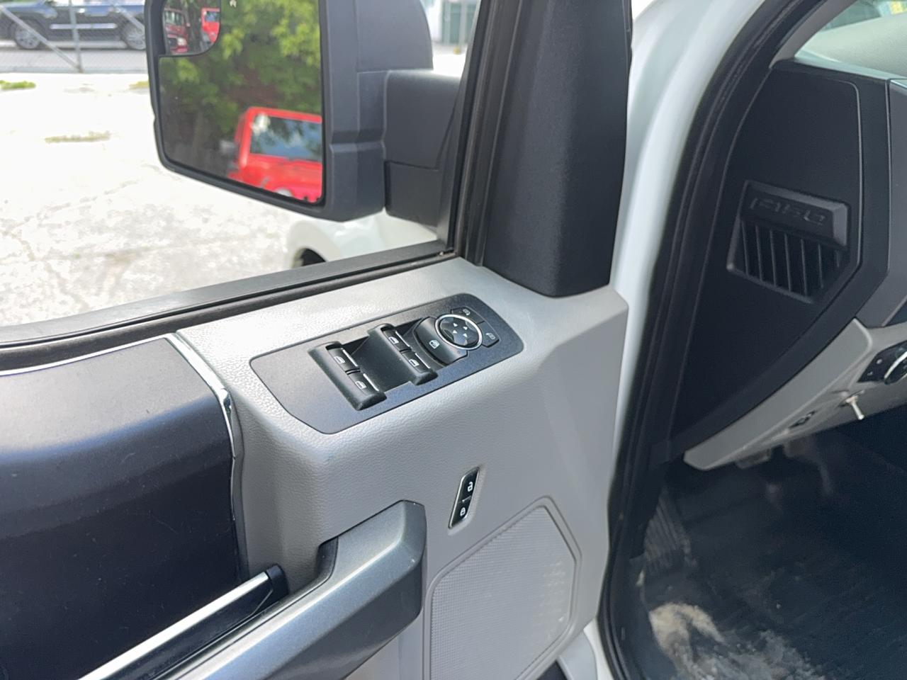 2016 Ford F-150 XLT Photo
