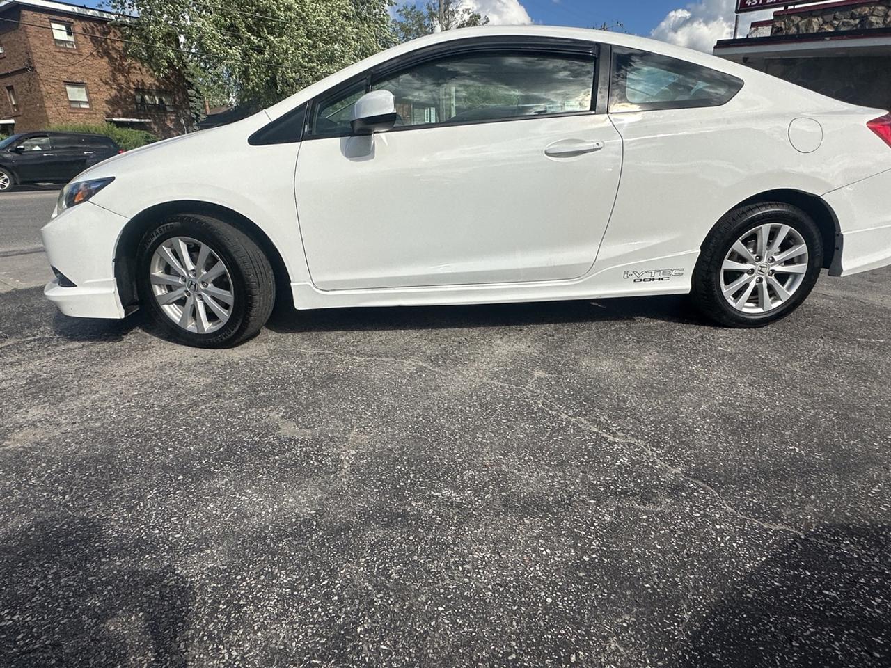2013 Honda Civic EX L Photo