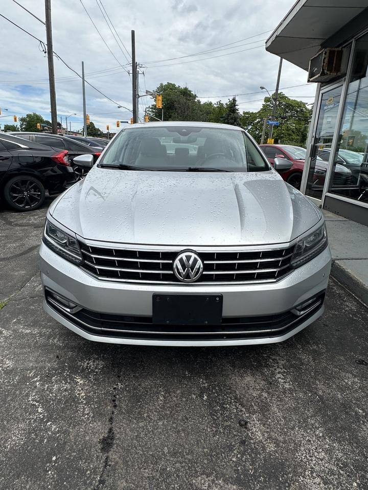 2017 Volkswagen Passat SE Photo
