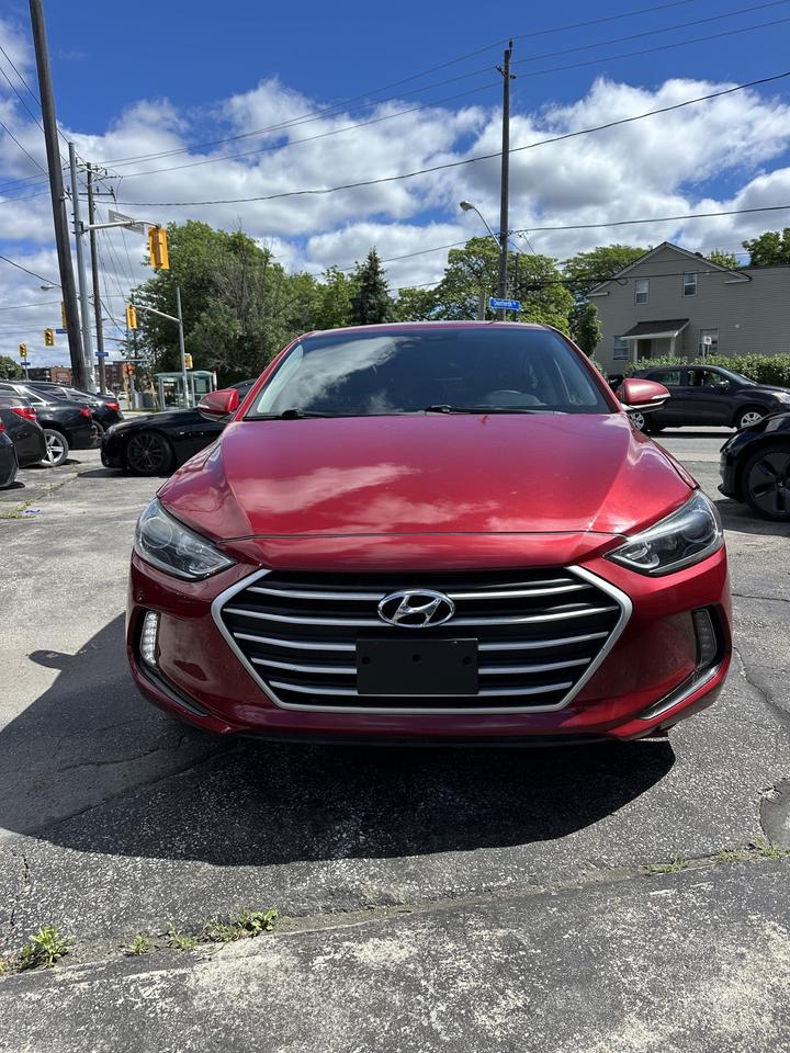 2018 Hyundai Elantra Limited Photo2