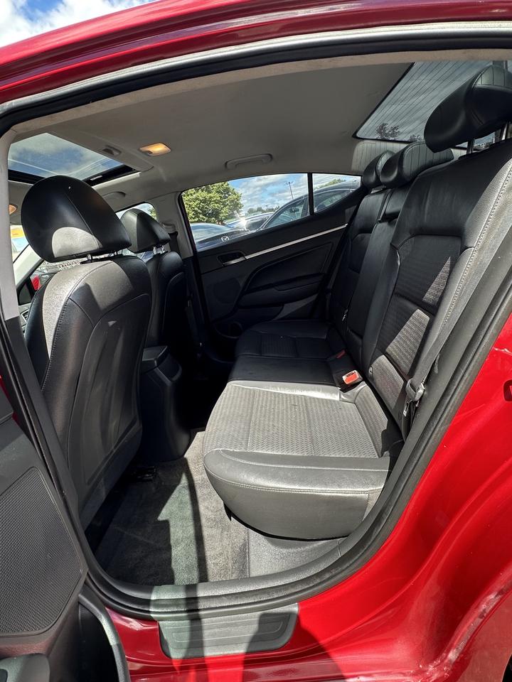 2018 Hyundai Elantra Limited Photo