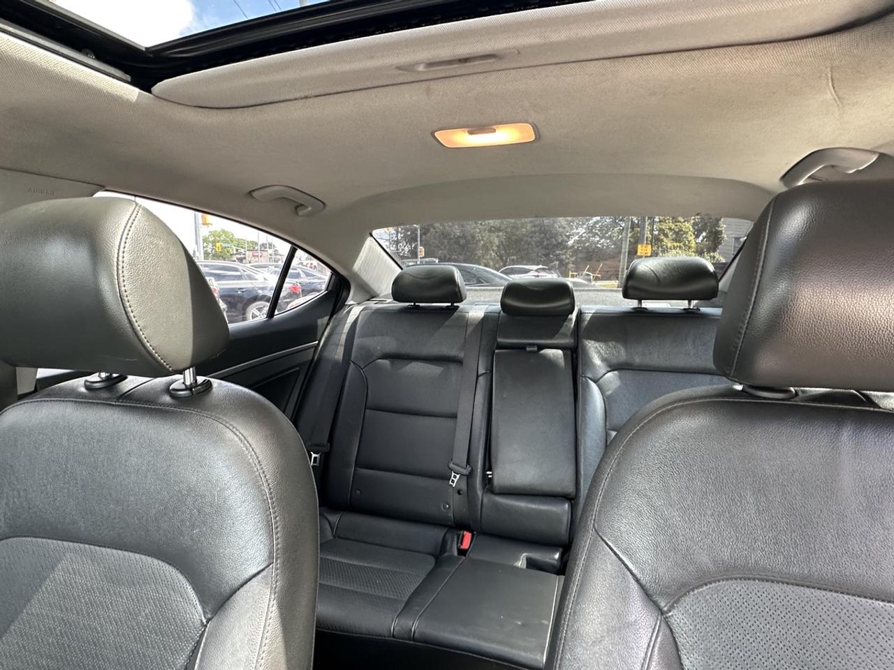 2018 Hyundai Elantra Limited Photo