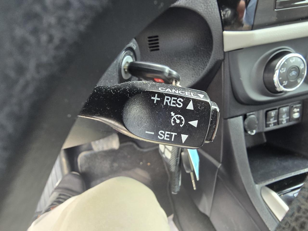 2015 Toyota Corolla LE Photo