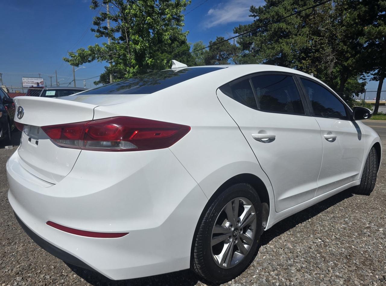 2018 Hyundai Elantra SEL Photo