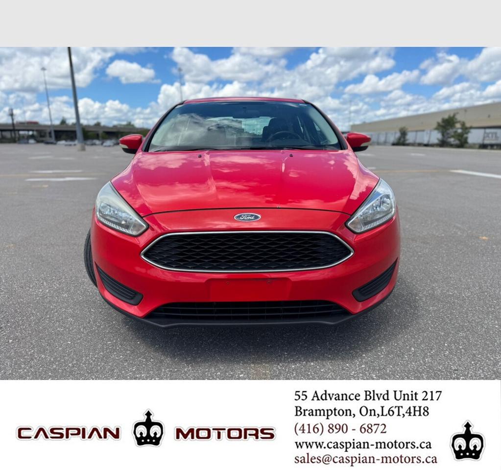 2017 Ford Focus SE Photo