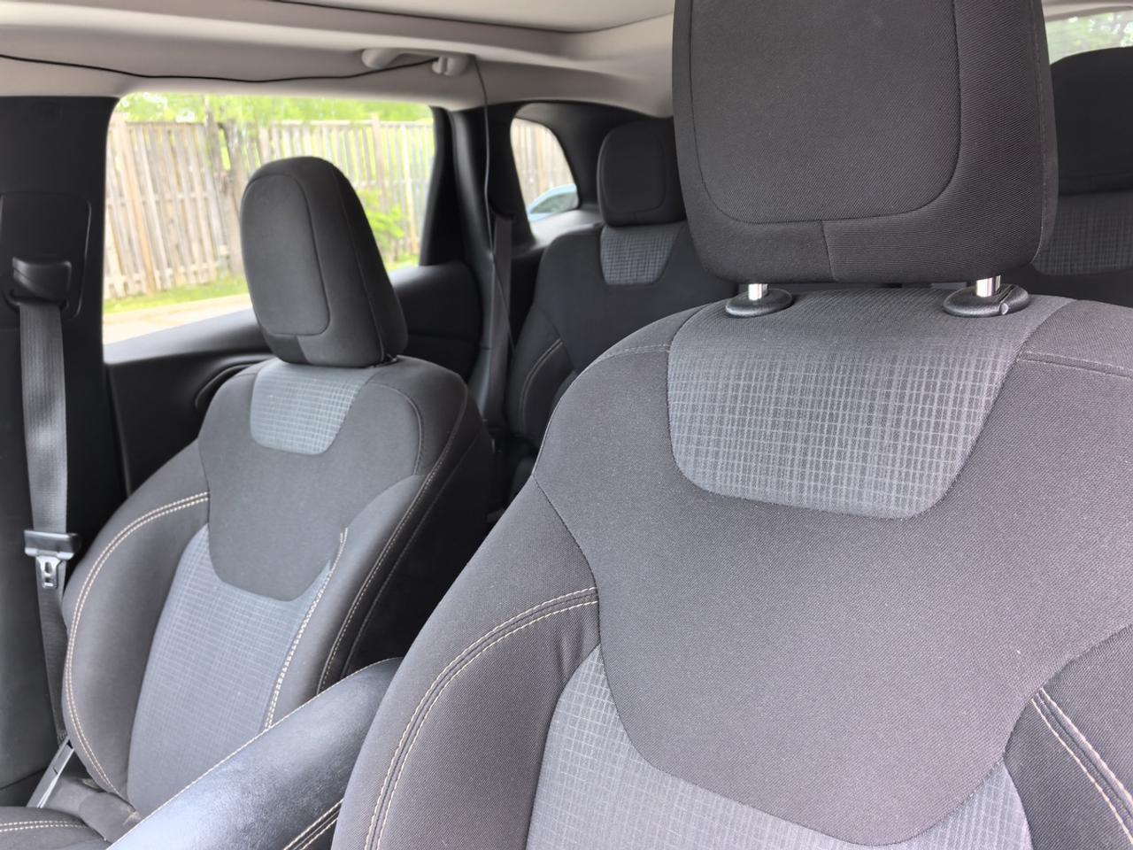 2016 Jeep Cherokee North Photo