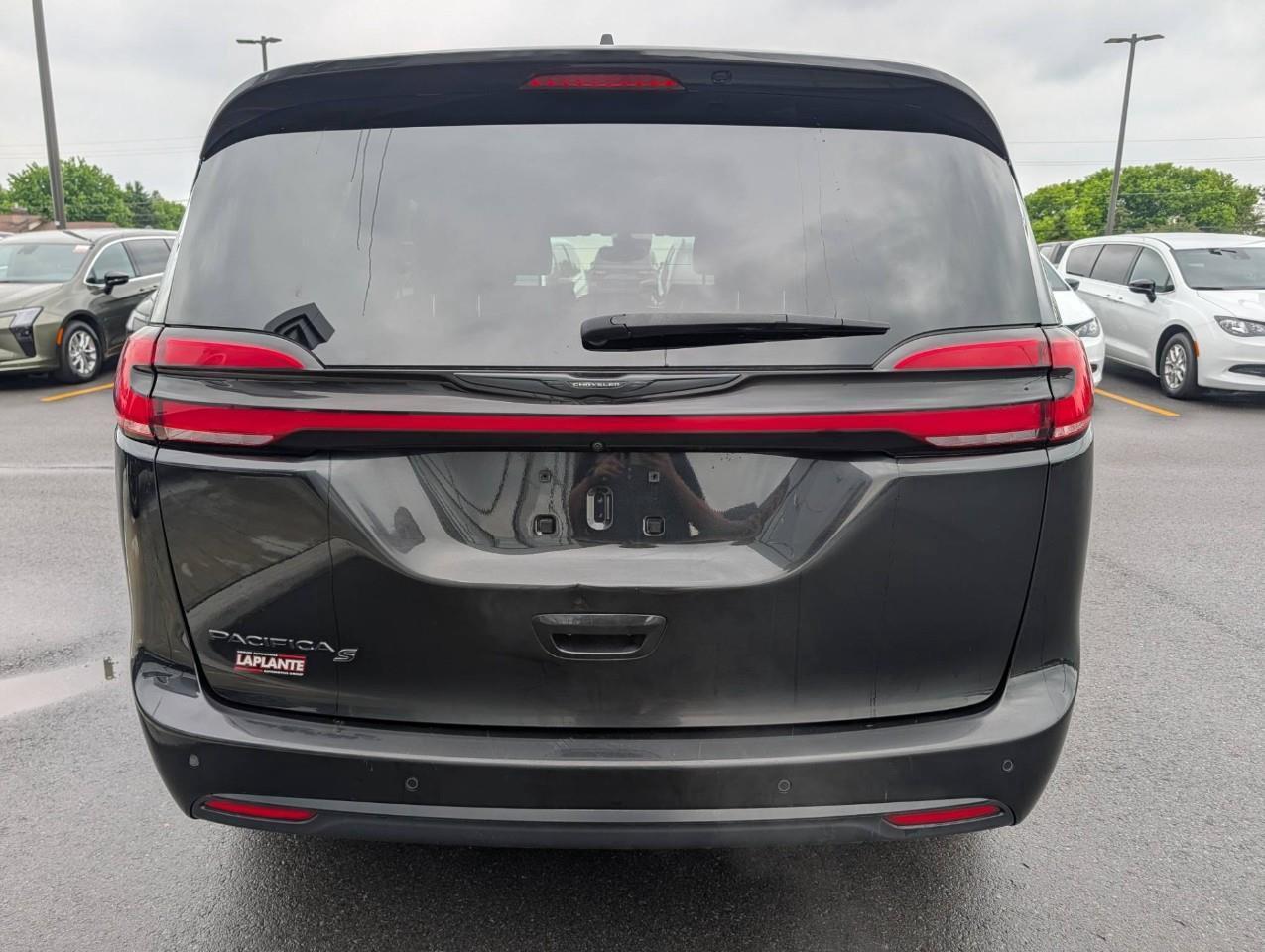 2021 Chrysler Pacifica Touring-L Plus Photo
