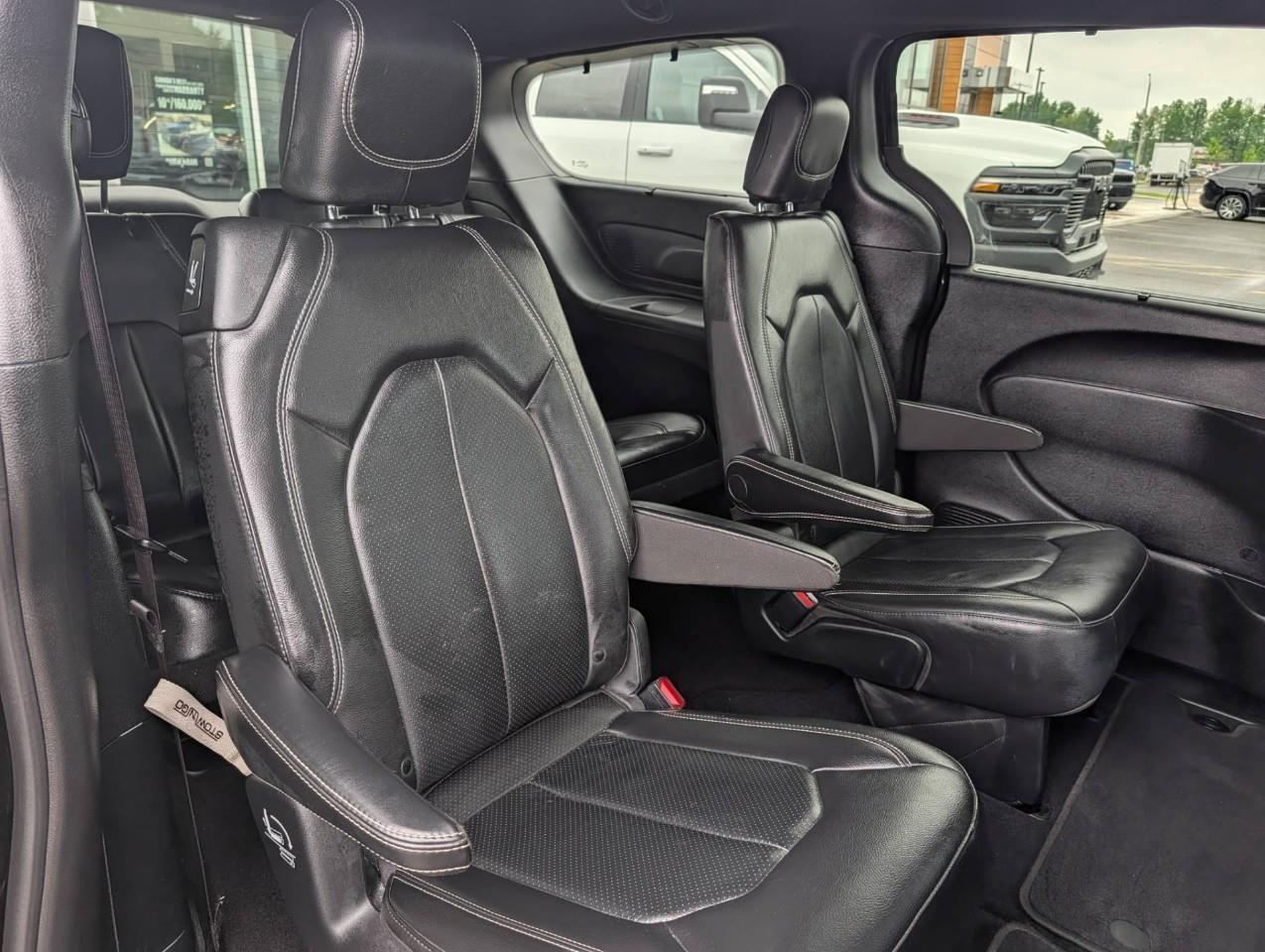 2021 Chrysler Pacifica Touring-L Plus Photo