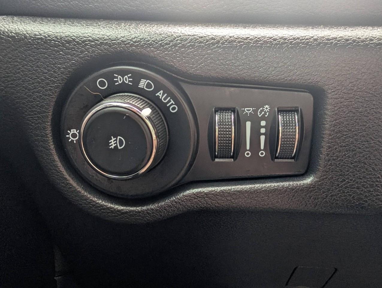 2021 Chrysler Pacifica Touring-L Plus Photo