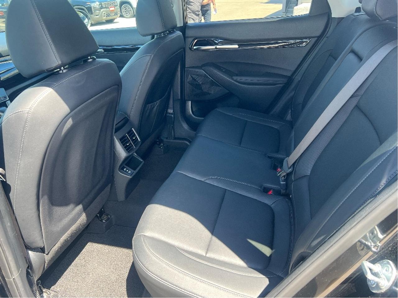 2025 Kia Seltos EX AWD Photo