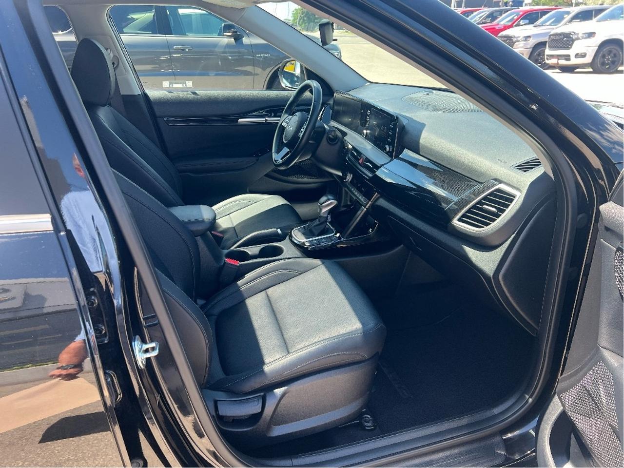2025 Kia Seltos EX AWD Photo