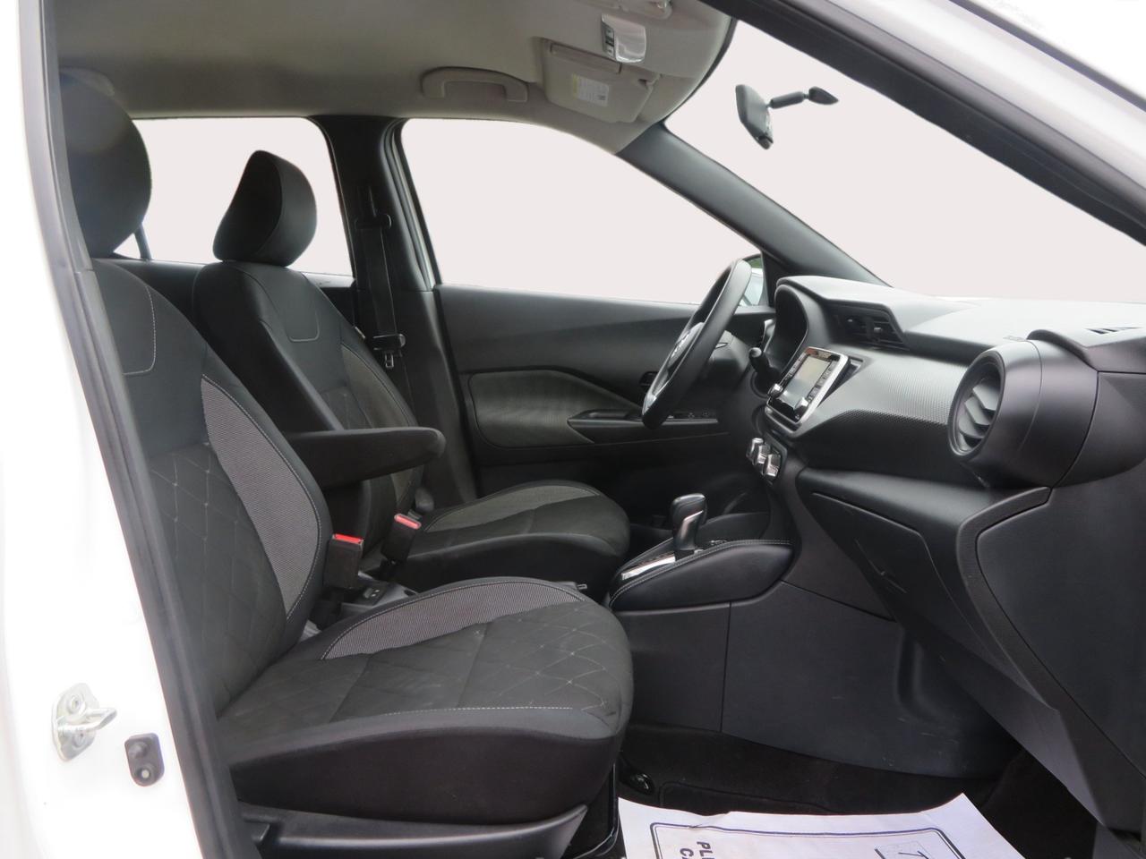 2019 Nissan Kicks S FWD Photo