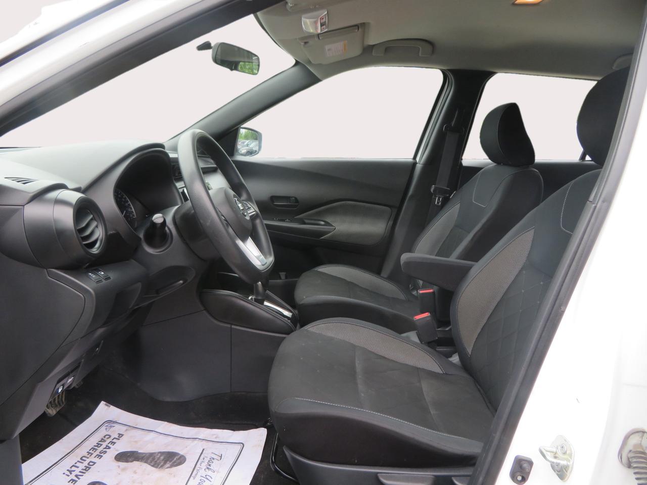 2019 Nissan Kicks S FWD Photo
