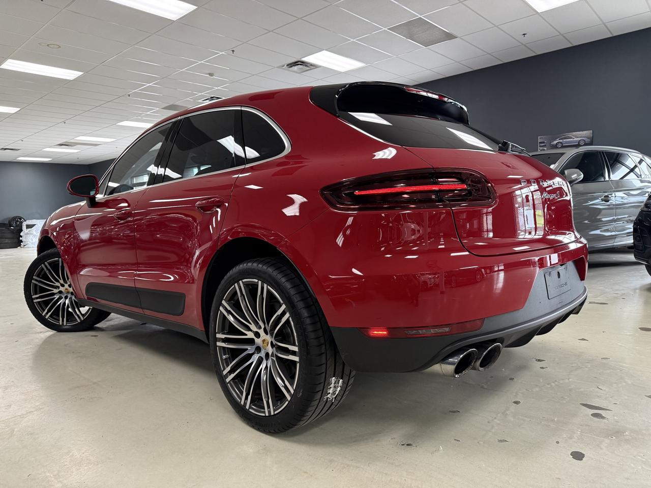 2018 Porsche Macan S AWD**WOW*$48K IN OPTIONS!!MINT ONE OF KING!! Photo