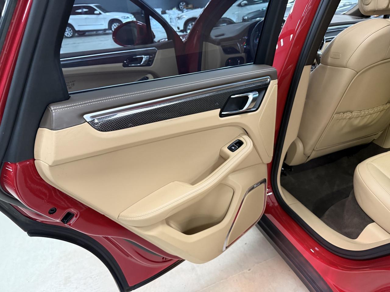 2018 Porsche Macan S AWD**WOW*$48K IN OPTIONS!!MINT ONE OF KING!! Photo