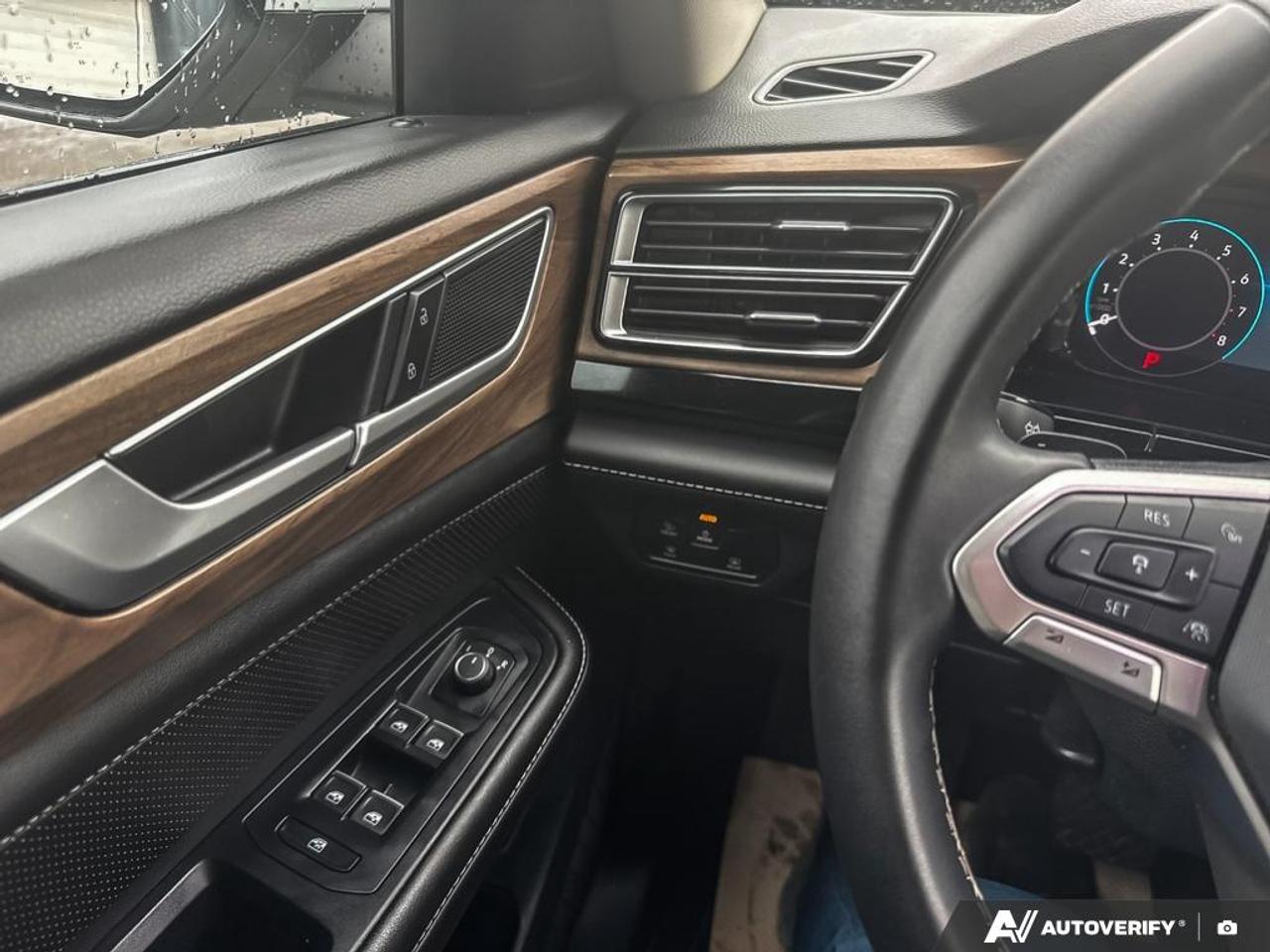 2024 Volkswagen Atlas Comfortline Photo