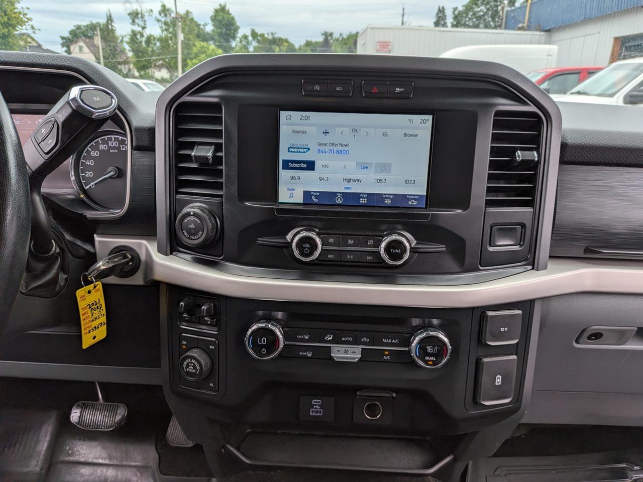 2021 Ford F-150 XLT Photo