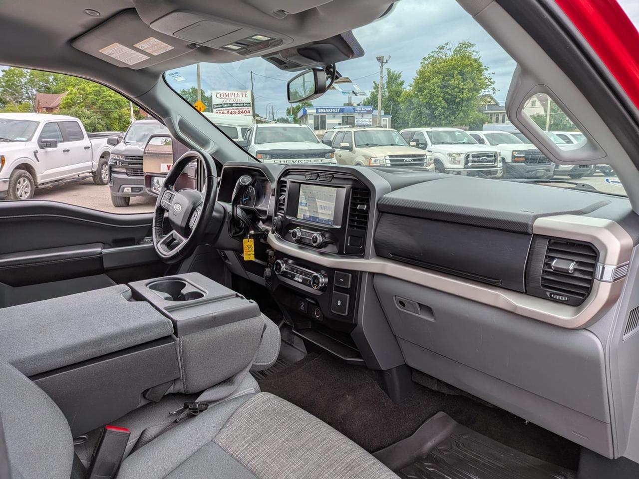 2021 Ford F-150 XLT Photo