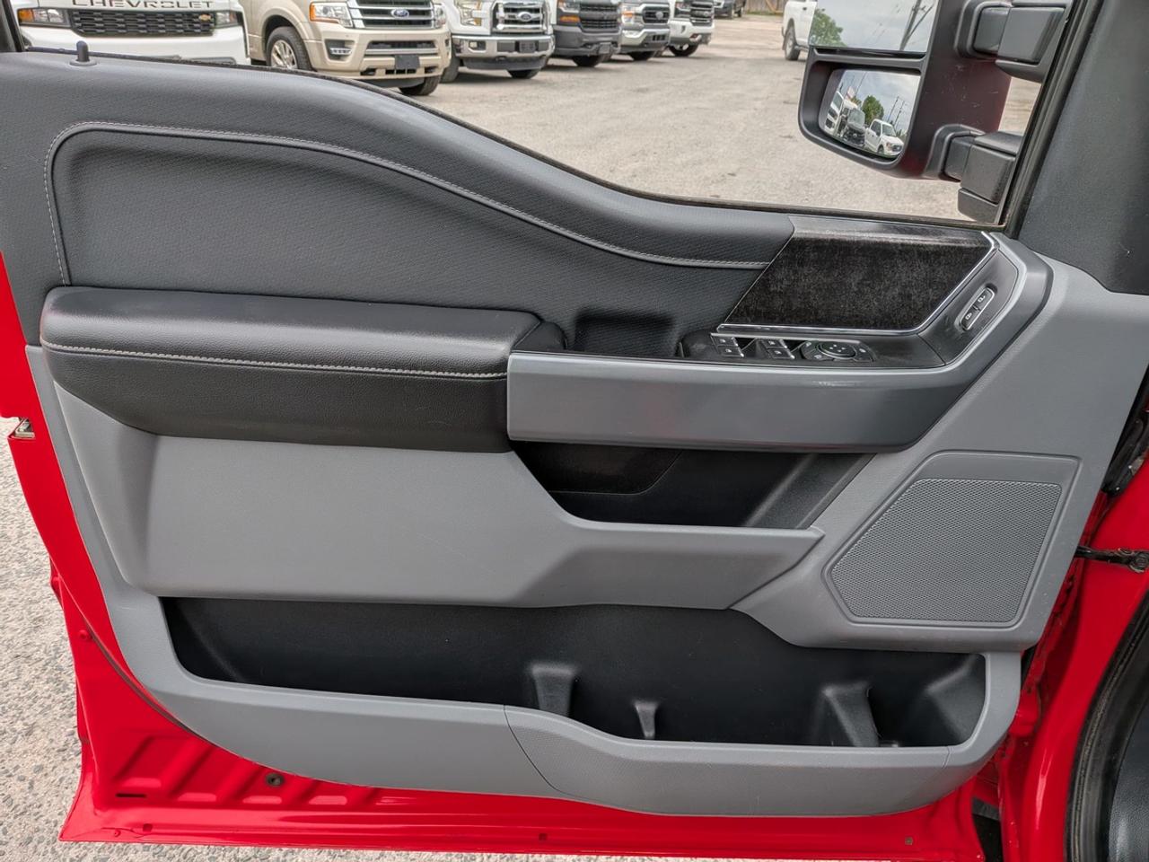 2021 Ford F-150 XLT Photo