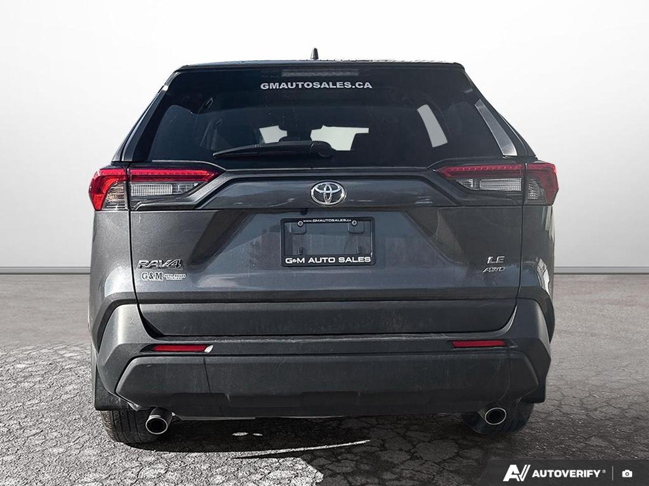 2024 Toyota RAV4 LE Photo4