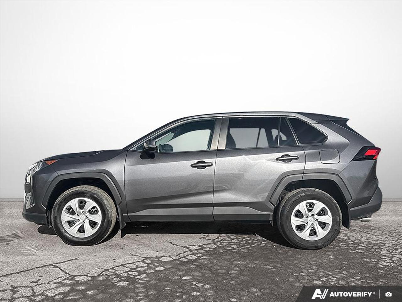 2024 Toyota RAV4 LE Photo