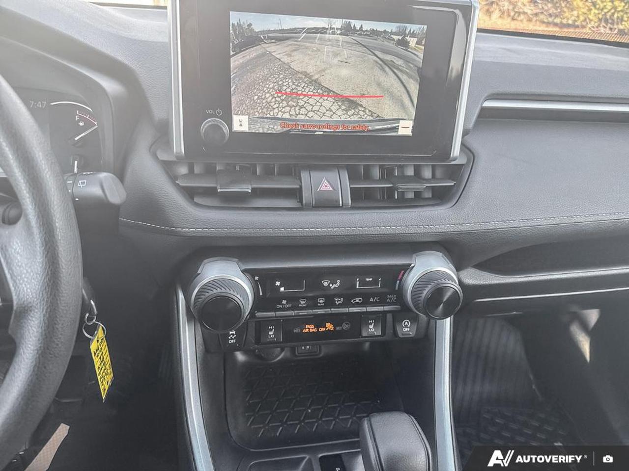 2024 Toyota RAV4 LE Photo
