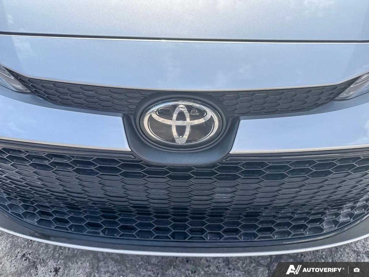 2022 Toyota Corolla LE Photo
