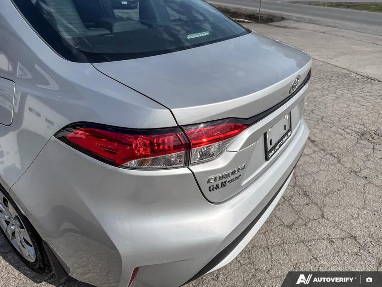 2022 Toyota Corolla LE Photo