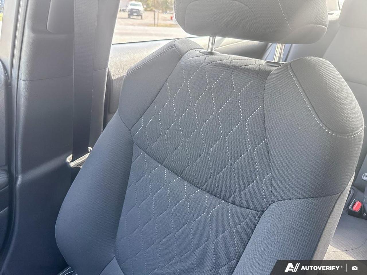 2022 Toyota Corolla LE Photo