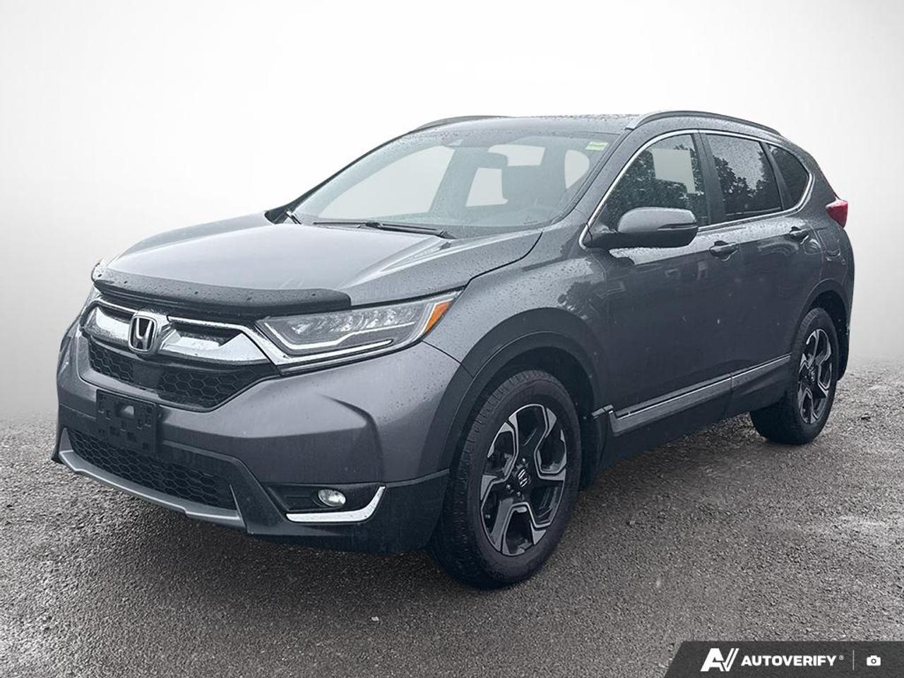 2017 Honda CR-V Touring Photo0