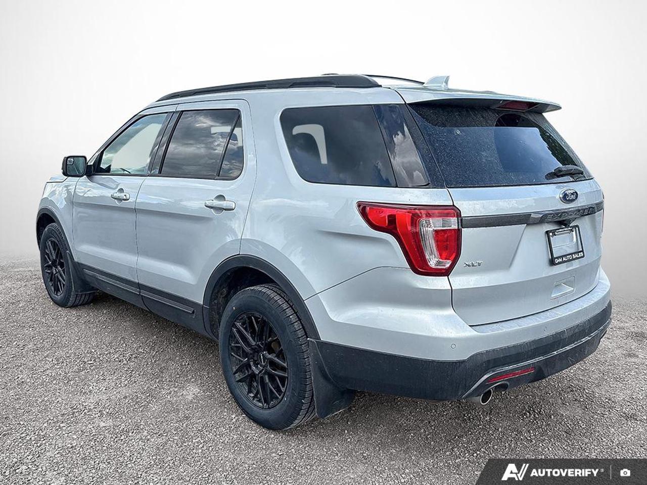 2017 Ford Explorer XLT Photo