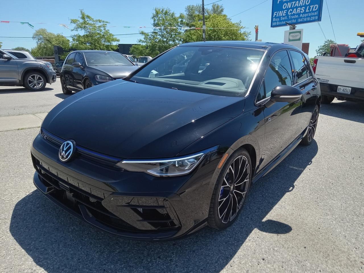 2025 Volkswagen Golf R BLACK EDITION Photo0